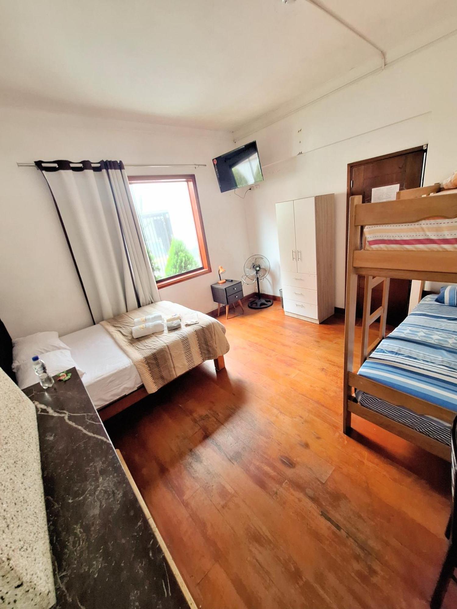 Casa Descanso Homestay